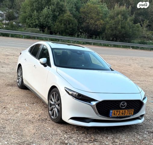 מודעת רכב מאזדה 3