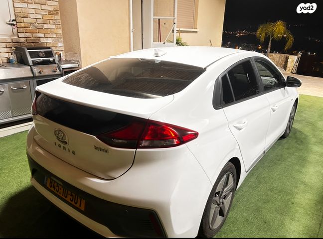 מודעת רכב יונדאי איוניק