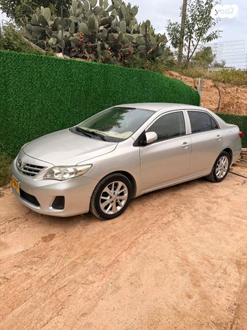 מודעת רכב טויוטה קורולה