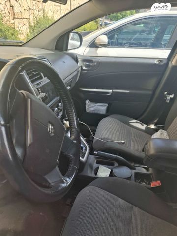 מודעת רכב דודג' קאליבר