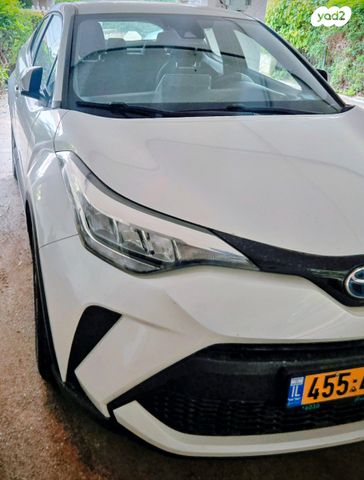 מודעת רכב טויוטה C-HR