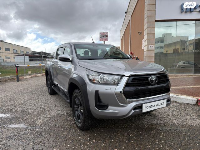 מודעת רכב טויוטה היילקס