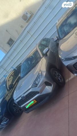 מודעת רכב טויוטה RAV4