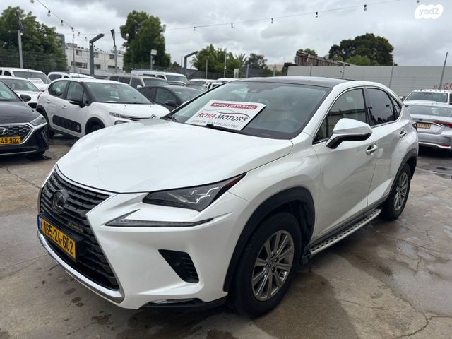 מודעת רכב לקסוס NX