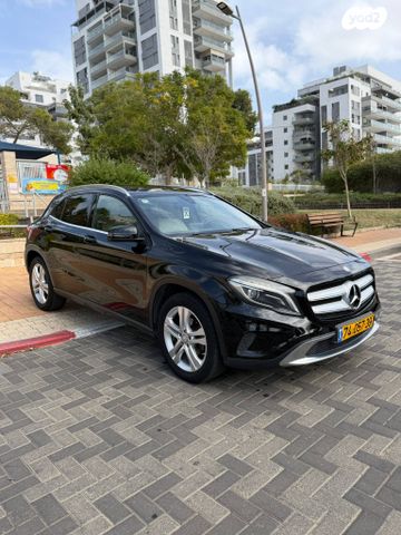 מודעת רכב מרצדס-בנץ GLA