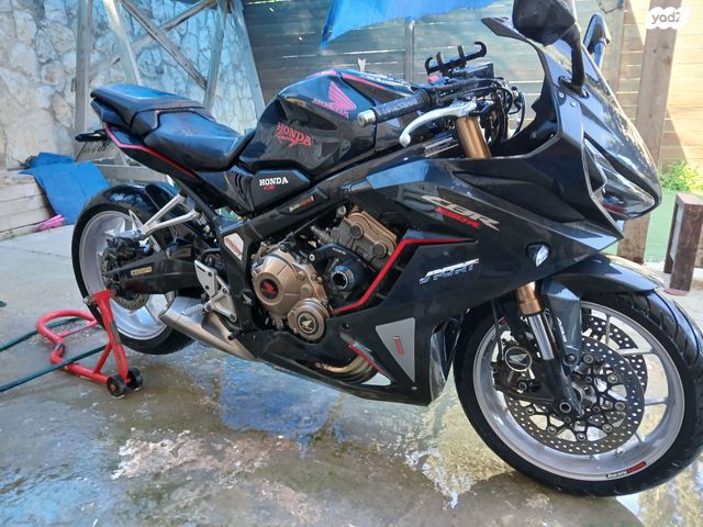 מודעת רכב הונדה CBR650R
