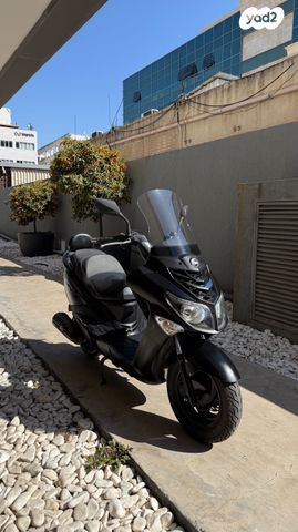 מודעת רכב סאן יאנג ג'וי רייד 200