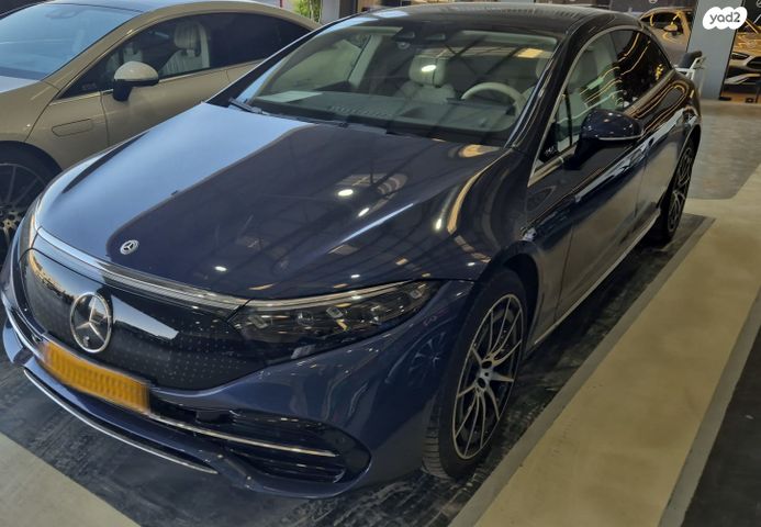 מודעת רכב מרצדס-בנץ EQS