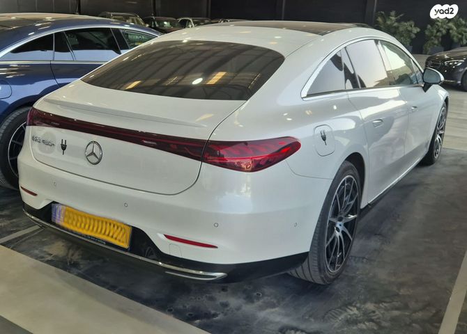 מודעת רכב מרצדס-בנץ EQS 1