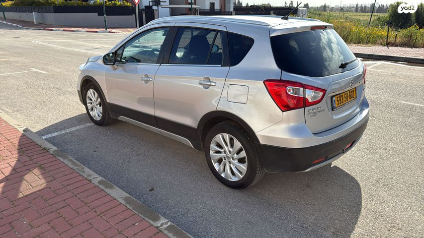 מודעת רכב סוזוקי קרוסאובר 1