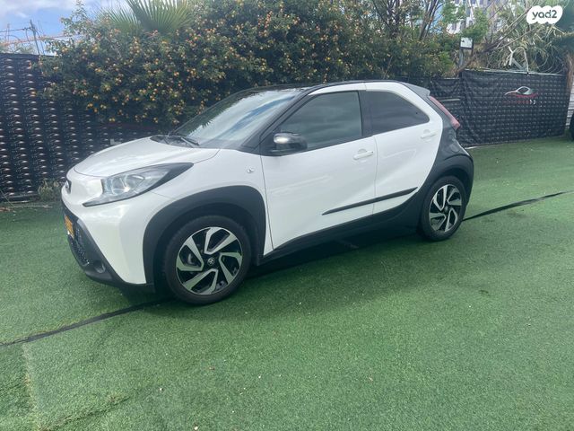 מודעת רכב טויוטה אייגו X