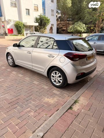 מודעת רכב יונדאי i20