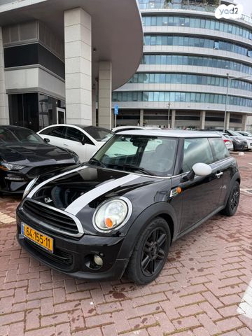 מודעת רכב מיני קופר