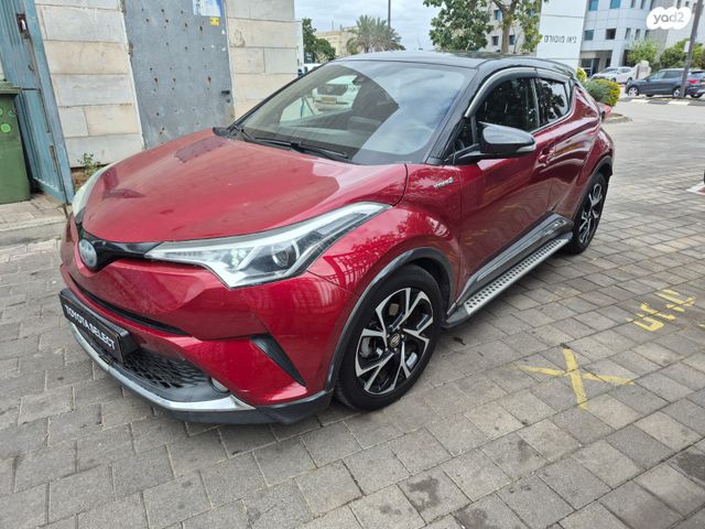 מודעת רכב טויוטה C-HR 1