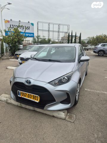 מודעת רכב טויוטה יאריס