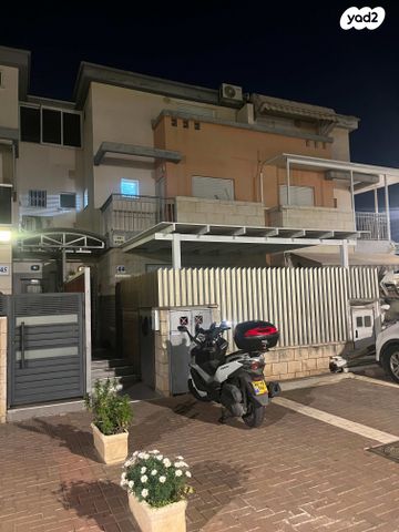 סמטת כינרת 44