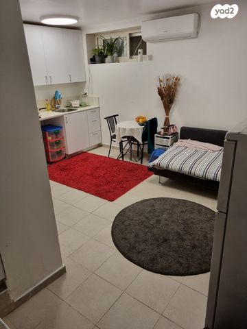 א.ד. גורדון 8