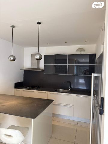 אברהם פררה 1