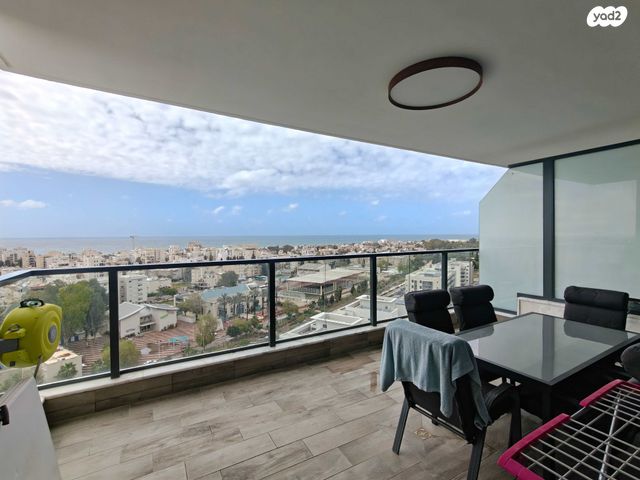 דרך השלום 16