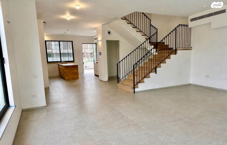 הרצליה הצעירה