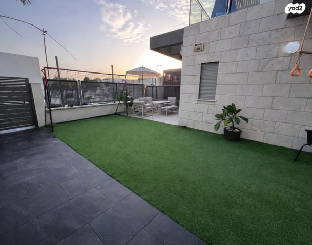 נתיבות מערב