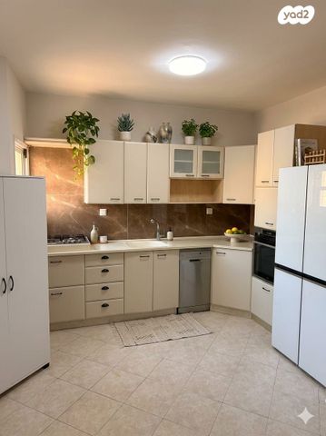 מודעת נכס, מאיר גרוסמן, נווה זאב, נאות אילן, באר שבע