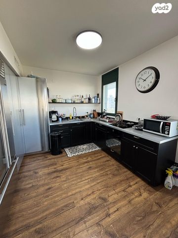 נווה אביבים