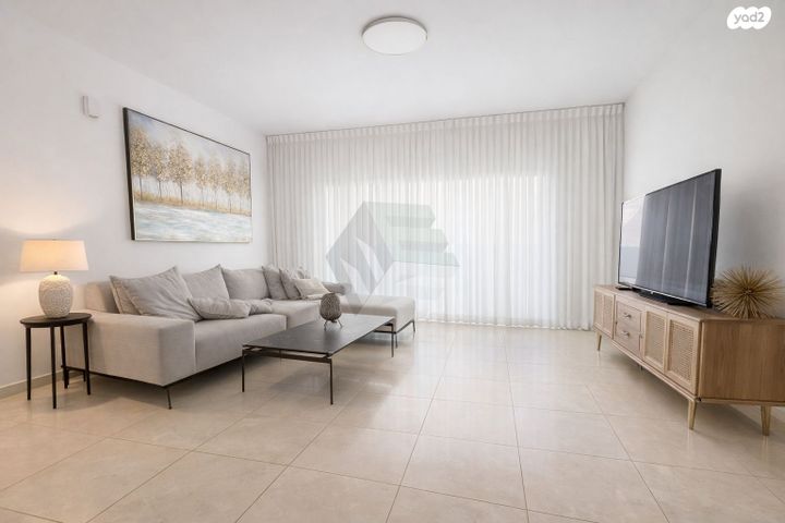 הגוש הגדול, רמת אביב החדשה, נופי ים