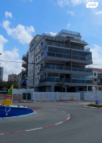 מודעת נכס, המעפילים 2, עיר, מרכז העיר, נהריה