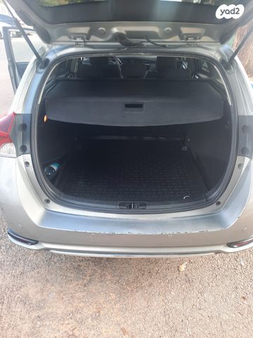 מודעת רכב טויוטה אוריס