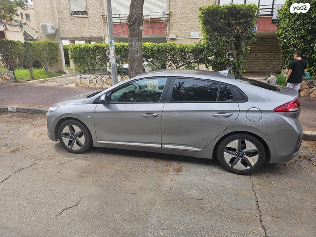 מודעת רכב יונדאי איוניק