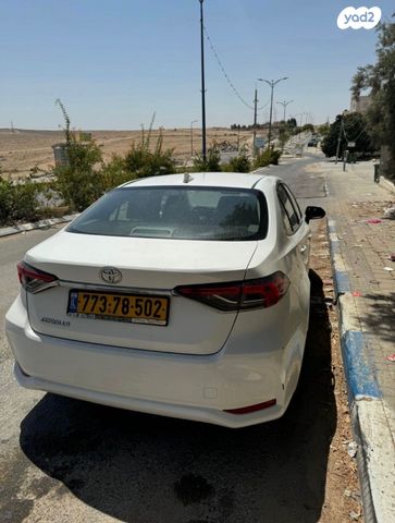 מודעת רכב טויוטה קורולה