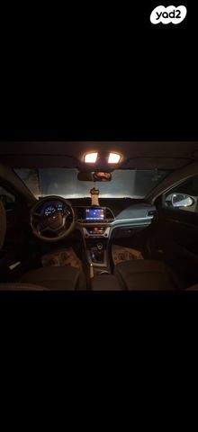 מודעת רכב יונדאי אלנטרה