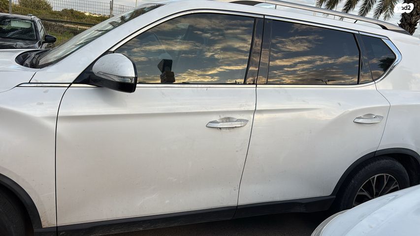 מודעת רכב סאנגיונג רקסטון