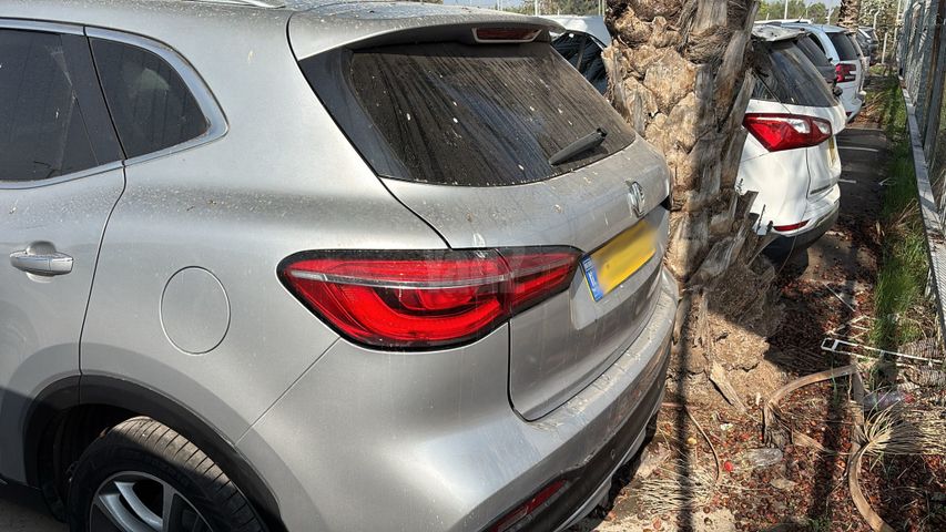 מודעת רכב אם ג'י EHS PHEV 3