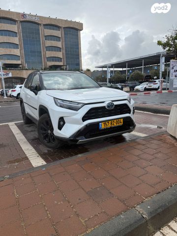 מודעת רכב טויוטה RAV4