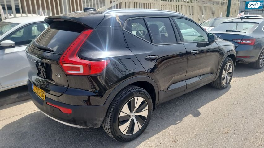 מודעת רכב וולוו XC40
