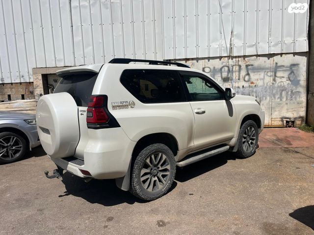 מודעת רכב טויוטה לנד קרוזר 1