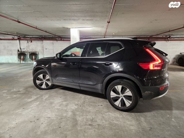 מודעת רכב וולוו XC40