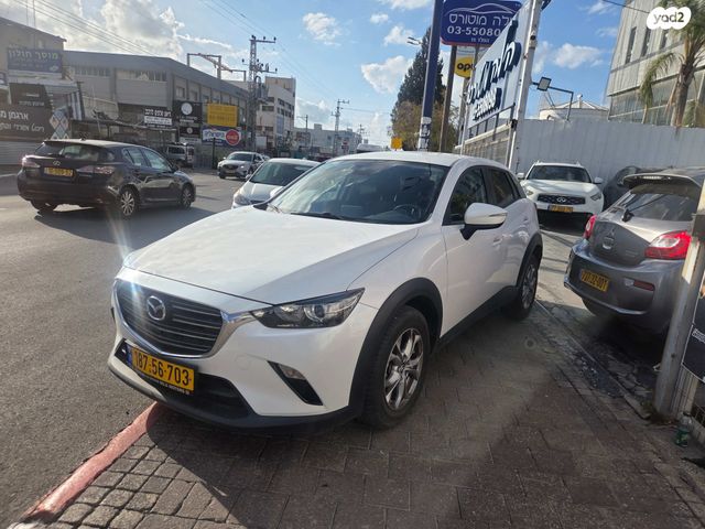 מודעת רכב מאזדה CX-3