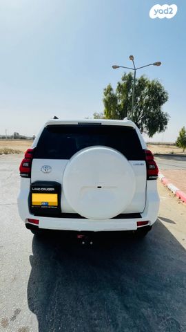 מודעת רכב טויוטה לנד קרוזר