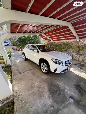 מודעת רכב מרצדס-בנץ GLA