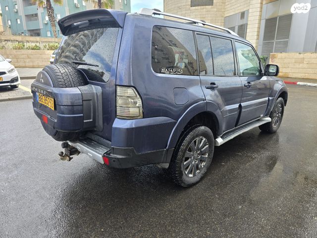 מודעת רכב מיצובישי פג'רו 2