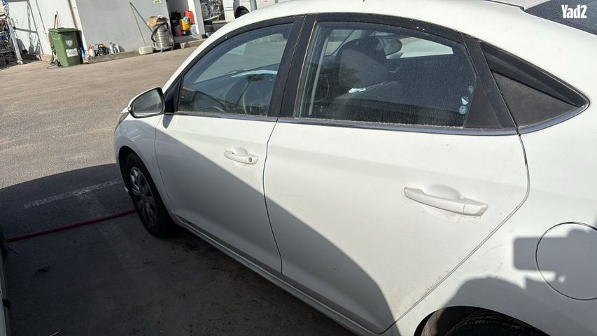 מודעת רכב יונדאי אקסנט i25 2
