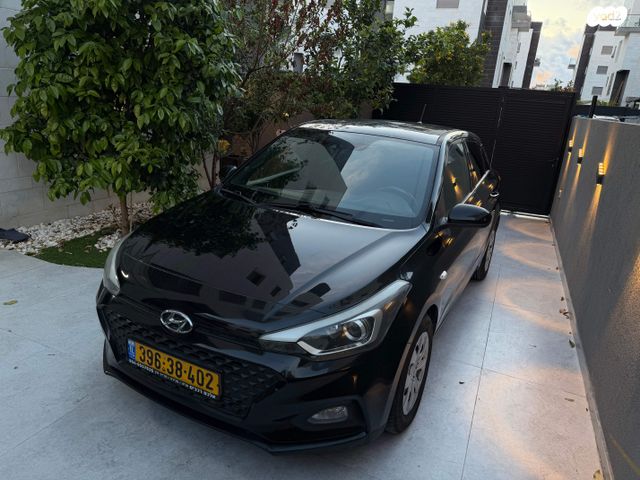 מודעת רכב יונדאי i20