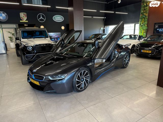 מודעת רכב ב מ וו i8