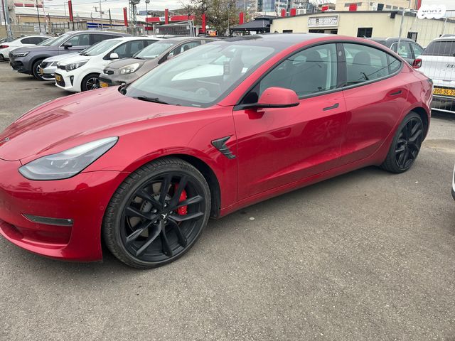 מודעת רכב טסלה מודל 3 1