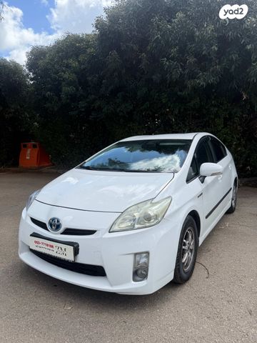 מודעת רכב טויוטה פריוס