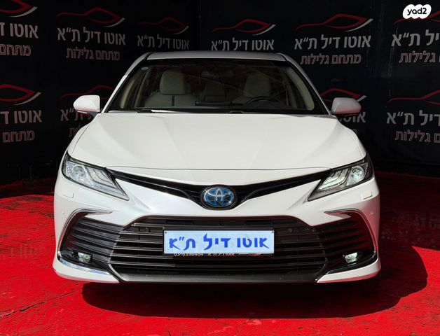 מודעת רכב טויוטה קאמרי