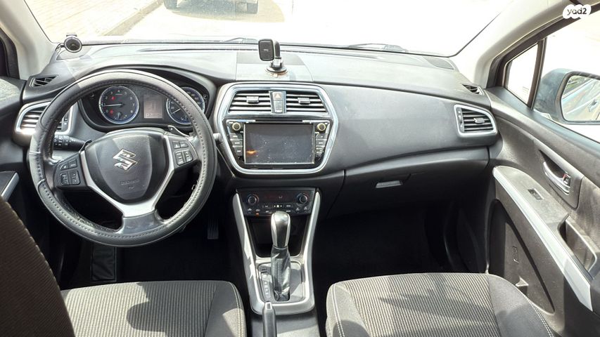 מודעת רכב סוזוקי קרוסאובר 1